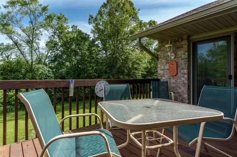 Exterior - 1025 High Point Dr, Rockton, IL 61072 photo 5 of 5