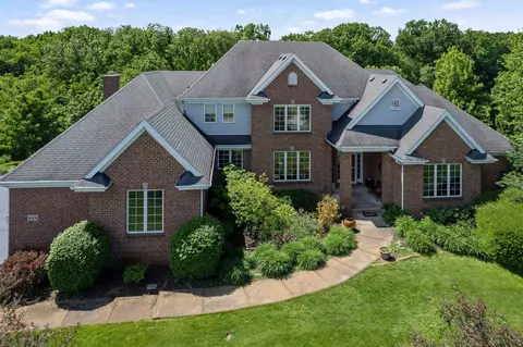 689 Wood Ridge Ln, Caledonia, IL 61011