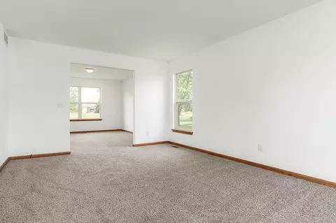 1214 Union Ave, Davis Junction, IL 61020 photo 8