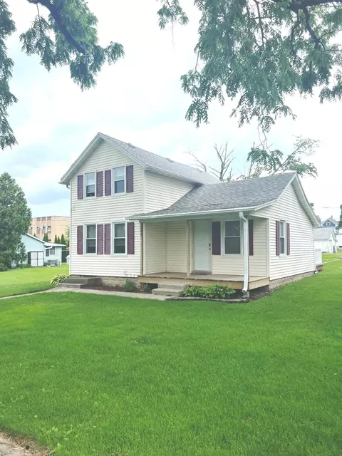 204 E Provost, Lena, IL 61048