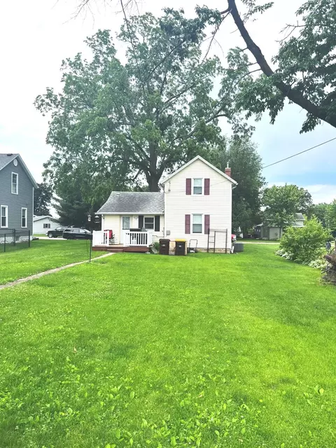 Exterior - 204 E Provost, Lena, IL 61048 photo 3 of 3