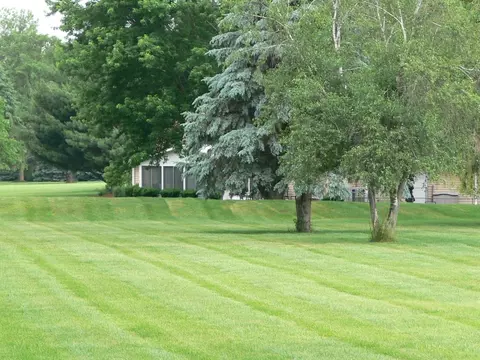 Exterior - 9843 Jesters Row, Roscoe, IL 61073 photo 12 of 19