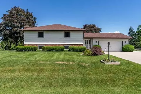 5770 Kutzke Pkwy, South Beloit, IL 61080