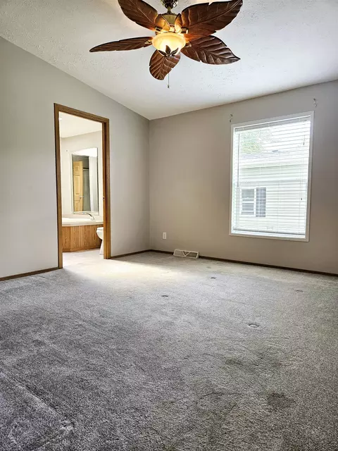 Bedroom - 345 Elder Ln, Belvidere, IL 61008 photo 1 of 5