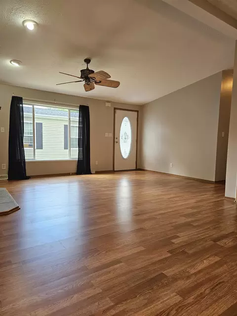 Living - 345 Elder Ln, Belvidere, IL 61008 photo 1 of 3