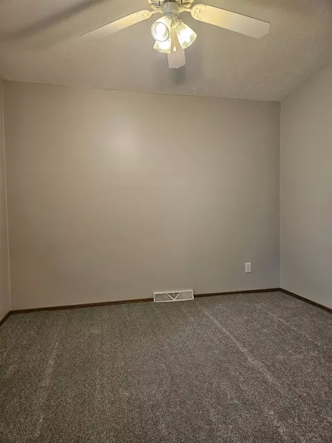 Bedroom - 345 Elder Ln, Belvidere, IL 61008 photo 5 of 5