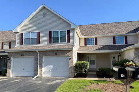 12014 Baneberry Dr, Roscoe, IL 61073