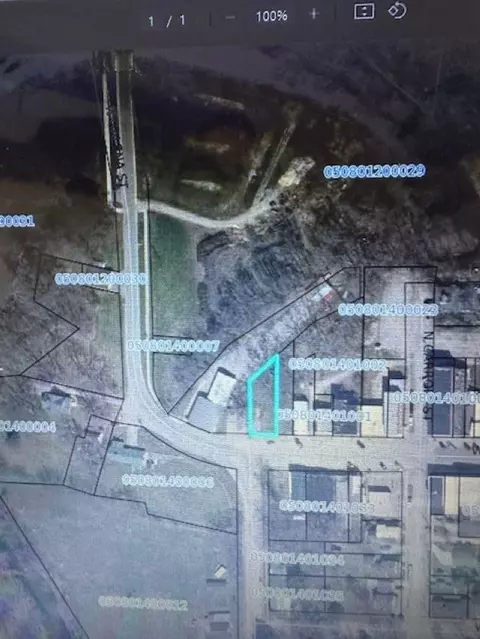 217 W Market, Mount Carroll, IL 61053