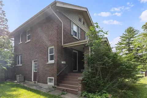 216 S London Ave, Rockford, IL 61104