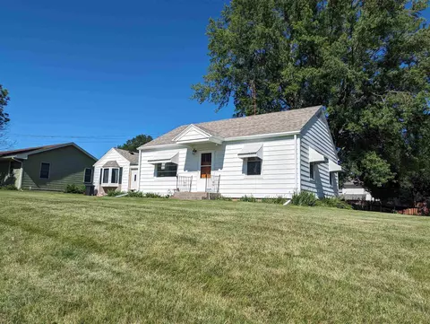 309 N Blackmore Dr, Davis, IL 61019