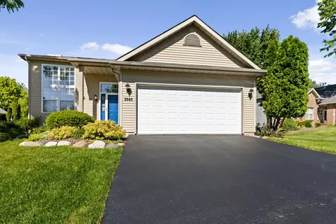 3840 Pepper Dr, Rockford, IL 61114