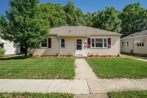 2015 Sauber Ave, Rockford, IL 61103