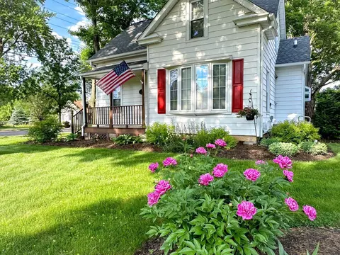 302 E 4th St, Byron, IL 61010 photo 2