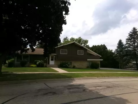 202 N Westwood Ave, Freeport, IL 61032