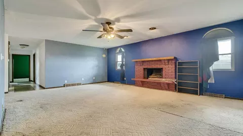 Living - 9844 N 2nd St, Roscoe, IL 61073 photo 1 of 7