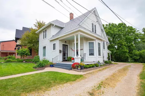 415 Broadway, Galena, IL 61036