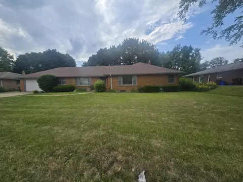 4154 Eastridge Dr, Rockford, IL 61107