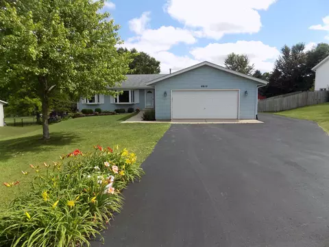 6615 Sutter Dr, Roscoe, IL 61073