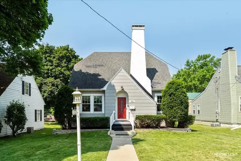 905 N Dixon Ave, Dixon, IL 61021