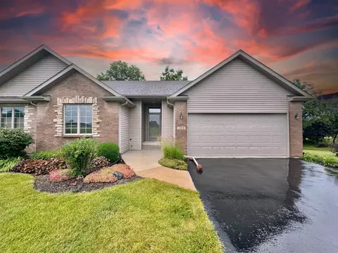 323 E Pershing St, Stillman Valley, IL 61084