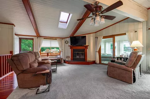 972 Breckenboro Rd, Lake Summerset, IL 61019 photo 3