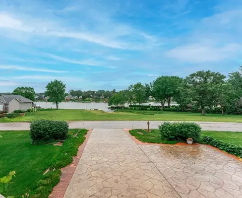 972 Breckenboro Rd, Lake Summerset, IL 61019 photo 10
