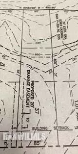 408 Oak Ridge Dr, Lena, IL 61048