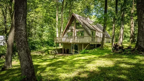 437 Lockwood Rd, Lake Summerset, IL 61019