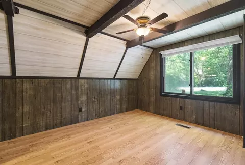 Bedroom - 437 Lockwood Rd, Lake Summerset, IL 61019 photo 1 of 3