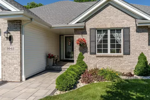 9942 Prairie Willow Pl, Roscoe, IL 61073 photo 4