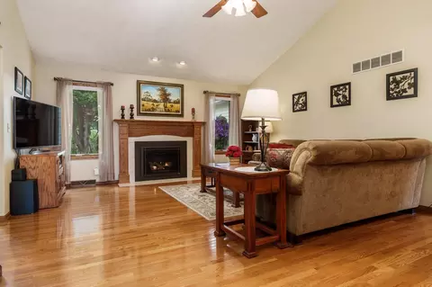 9942 Prairie Willow Pl, Roscoe, IL 61073 photo 7
