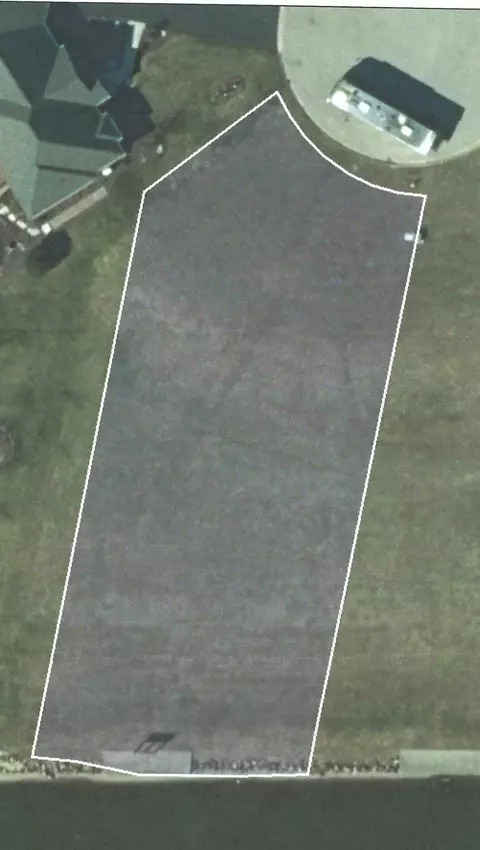 1293 Summerland Ky, Rockford, IL 61103
