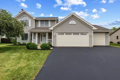13193 Stamford Ln, Rockton, IL 61072