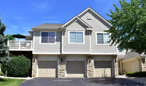 4580 Hilltop Dr, Loves Park, IL 61111