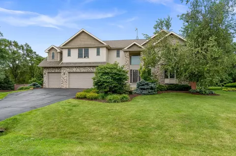 245 Glen Abbey Dr, Rockford, IL 61107