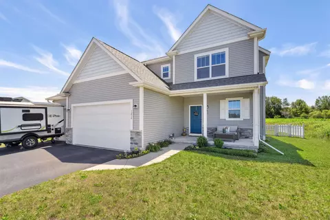 1214 Persimmon Dr, Genoa, IL 60135