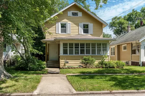 621 Cottage Grv, Rockford, IL 61103