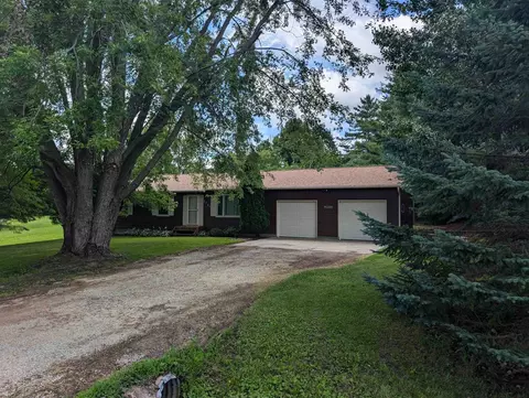 2131 Hawthorne, Davis, IL 61019 photo 1