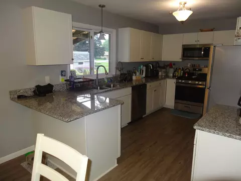 Kitchen - 1113 W Blackhawk Dr, Byron, IL 61010 photo 1 of 7