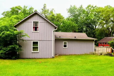 2030 Sandy Hollow Rd, Rockford, IL 61108