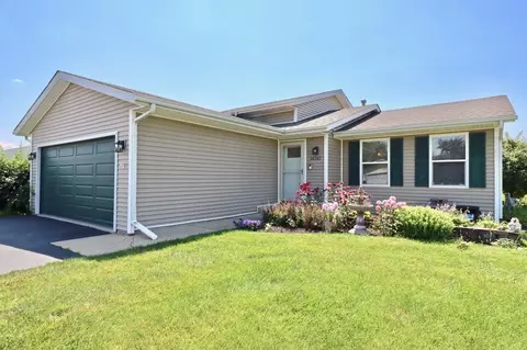 14142 Windy Trl, South Beloit, IL 61080
