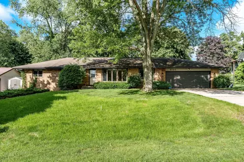 6123 Mission Trl, Rockford, IL 61109