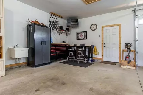 420 Jackson St, Pecatonica, IL 61063 photo 37
