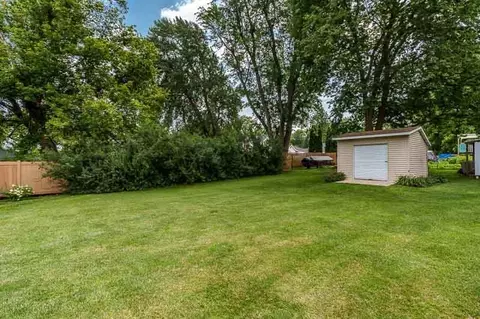 420 Jackson St, Pecatonica, IL 61063 photo 46