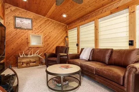 420 Jackson St, Pecatonica, IL 61063 photo 23