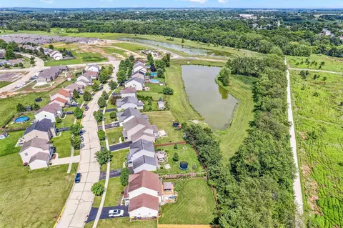 View/Area - 618 Stearn Dr, Genoa, IL 60135 photo 8 of 12