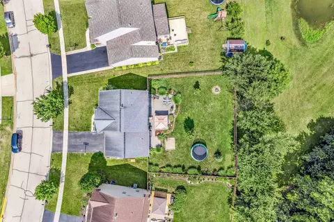 View/Area - 618 Stearn Dr, Genoa, IL 60135 photo 7 of 12