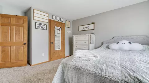 736 Biscayne Pl, Roscoe, IL 61073 photo 22