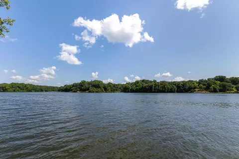 View/Area - 7 A250 Tomahawk Ln, Apple River, IL 61001 photo 1 of 2