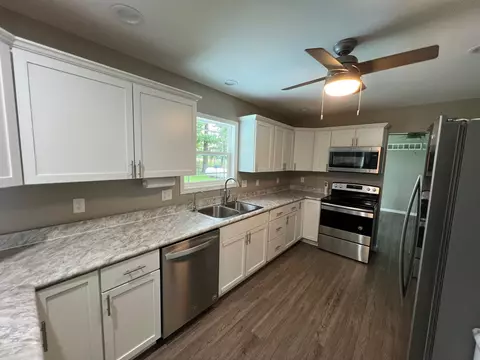 4039 E Colley Rd, Beloit, WI 53511 photo 2